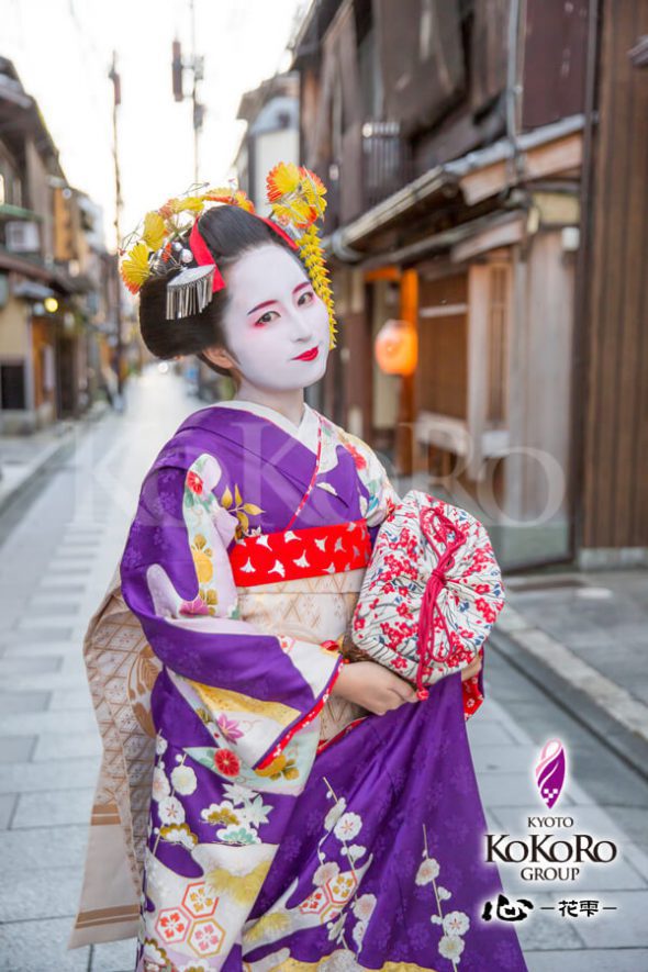 秋の京都で舞妓体験