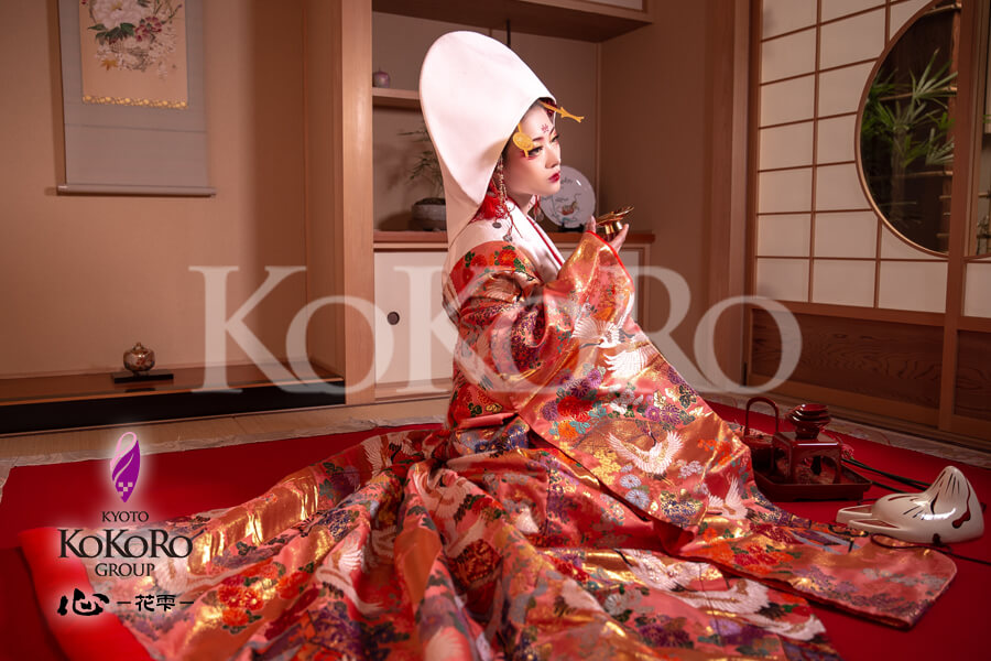 妖艶で美しい 当店の狐の嫁入りプラン 心 花雫 京都花魁体験 創作和装変身写真スタジオ 妖艶で美しい 当店の狐の嫁入りプラン 心 花雫 京都花魁体験 創作和装変身写真スタジオ