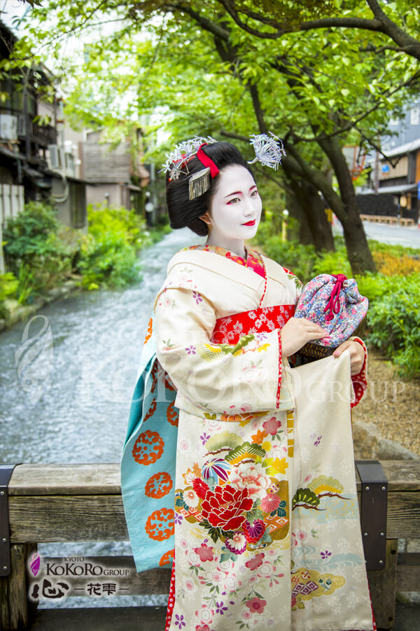 夏の季節の舞妓体験特別プラン