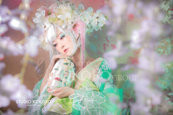 百合 着物 変身写真