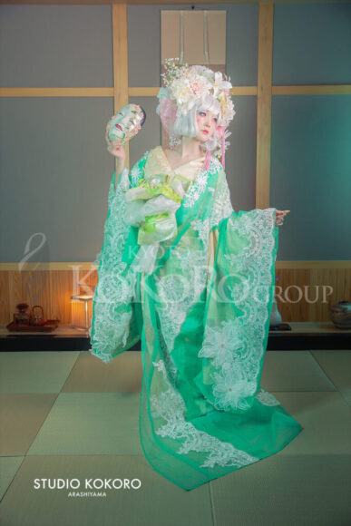 百合 着物 変身写真